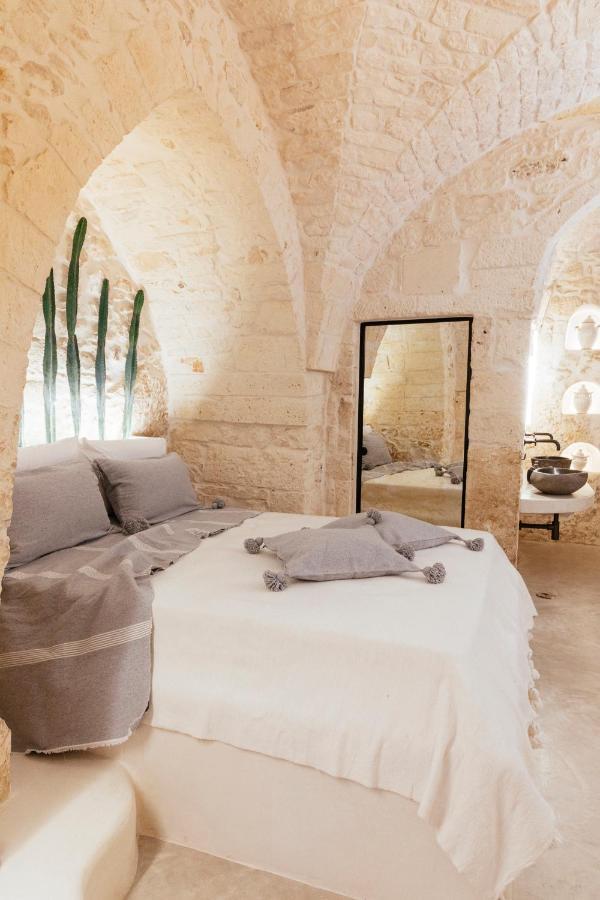 Alesia Luxury Cave Acomodação com café da manhã Ostuni Exterior foto