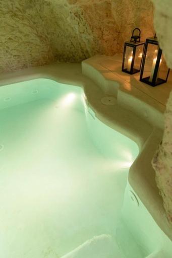 Alesia Luxury Cave Acomodação com café da manhã Ostuni Exterior foto